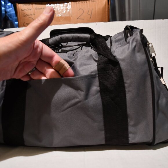 Dallas Cowboys Football Player Gym/Duffle Bag Salesman Sample New with Tag - Picture 8 of 13